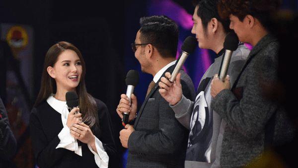 昆凌讚周董好男人　在家洗碗兼鏟屎