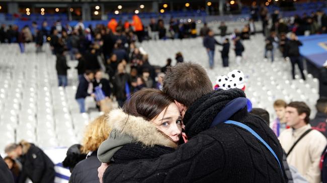 巴黎疑遭恐攻　法國進入「緊急狀態」