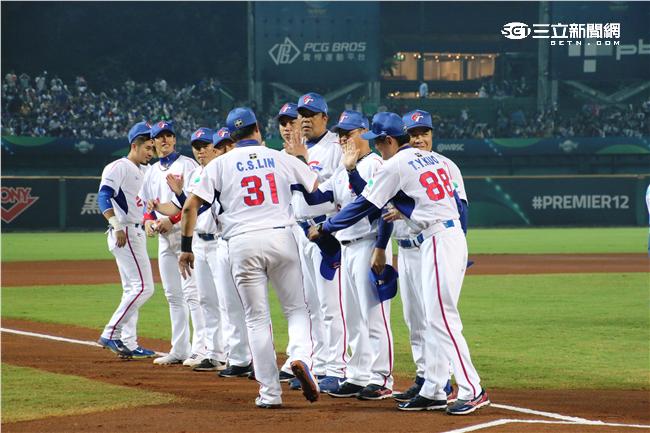 12強中華隊台古大戰(圖／記者王怡翔攝)