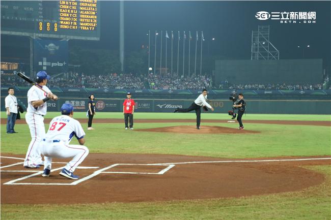 12強中華隊台古大戰(圖／記者王怡翔攝)