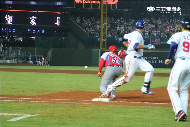 12強中華隊台古大戰(圖／記者王怡翔攝)