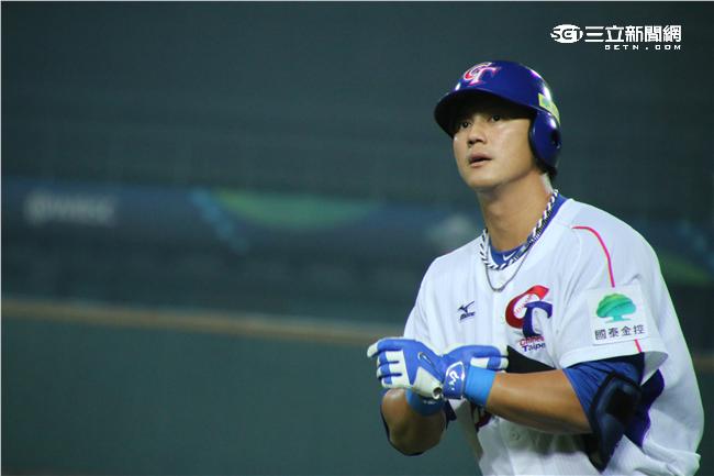 12強中華隊台古大戰(圖／記者王怡翔攝)