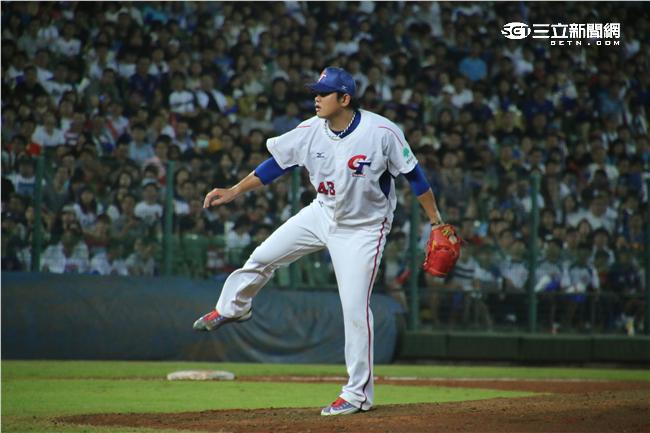 12強中華隊台古大戰(圖／記者王怡翔攝)