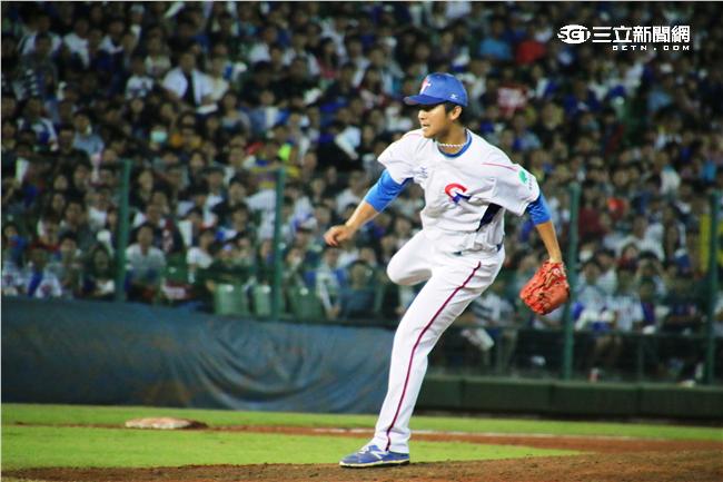 12強中華隊台古大戰(圖／記者王怡翔攝)