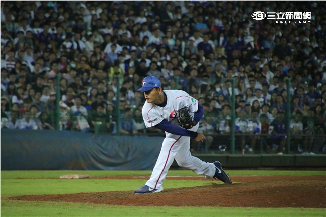 12強中華隊台古大戰(圖／記者王怡翔攝)