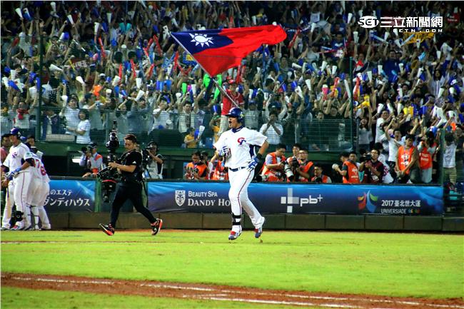 12強中華隊台古大戰(圖／記者王怡翔攝)