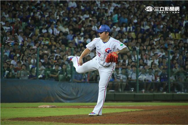 12強中華隊台古大戰(圖／記者王怡翔攝)