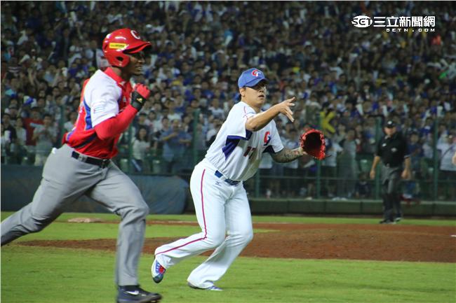 12強中華隊台古大戰(圖／記者王怡翔攝)