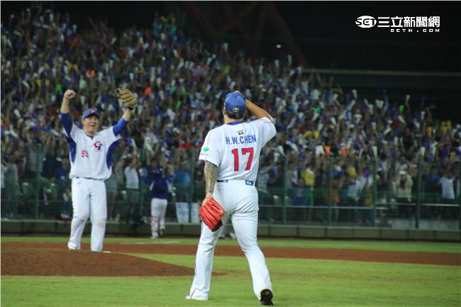 12強中華隊台古大戰(圖／記者王怡翔攝)