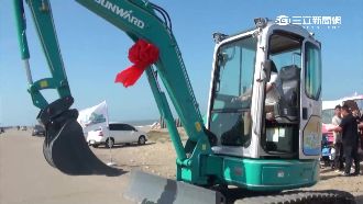 人美心更美　董娘開怪手環島淨灘