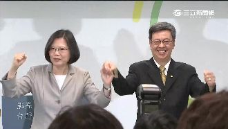 淚讚陳建仁　蔡英文：史上最忙副總統