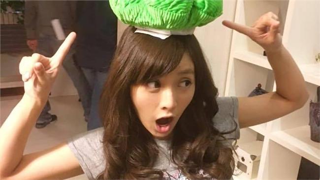 大元曬素顏：累到黑眼圈快掉到下巴了