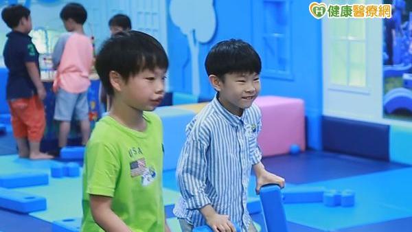 毛毛蟲孩童　小學黃金治療期勿猶豫