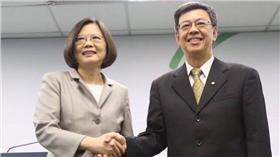 蔡英文、陳建仁／蔡英文臉書