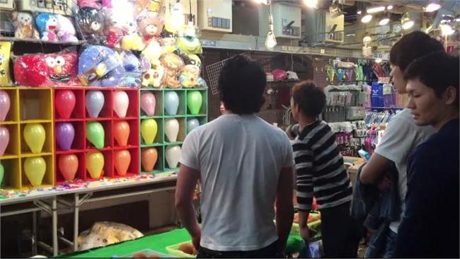 松田宣浩夜市玩九宮格　十球輕鬆破台