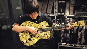 五月天阿信臉書