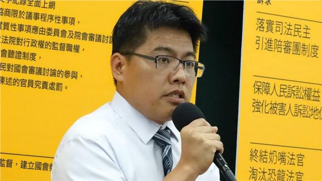 王如玄曾告關廠工人　邱顯智這麼說…