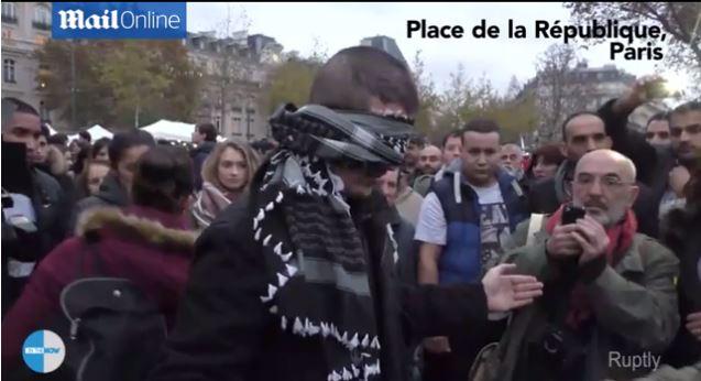 穆斯林在法求「擁抱」　獲得溫暖迴響