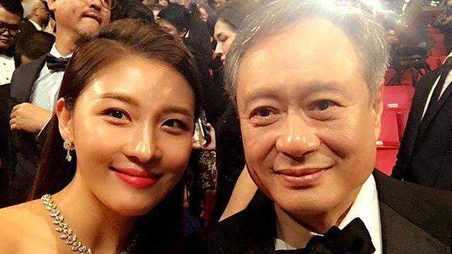 金馬最強自拍！河智苑和李安合照