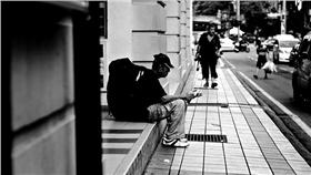 旅行／flickr－Haifeez
（https://www.flickr.com/photos/belakangtabir/6782728850/in/photolist-bknfYS-nXhwA3-eXg788-c1KKco-otez4m-dGJF3T-cYifBC-ybEr9g-eeCFru-m1P8Dh-6jBfMp-4UB5vT-4UFgVb-dB29tN-99TGZy-7x5esP-7kneek-6V8fg1-8kxk1a-9HyZuy-bpbwo5-m3Q488-6QgGHv-7GEpE1-ijnKZn-2pW5V-bDh4Vw-nfREGw-4UB75x-4UB6k8-4UFj7C-4UB5fP-4UB51r-4UB4Kk-4UFhB9-4UB446-4UFgNy-4UB3x4-4UFgwd-cdRmkm-9kx7hX-o9D5DK-igpbJ7-tqxNBG-okMEcX-6Ukju-6UkJ7-bQb27P-bpbxkh-93X3wA）
