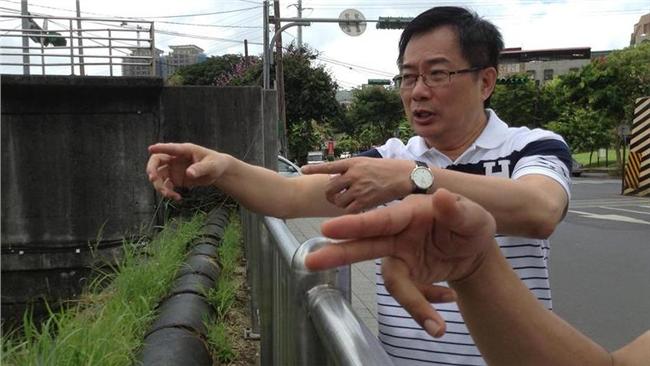 這張照片對朱很傷？蔡正元再對內開砲