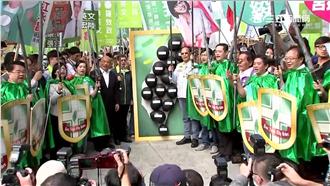 騎士出任務　登記首日陳建仁狂造勢