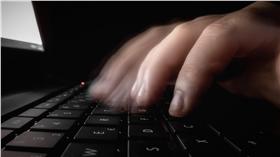 駭客- Flickr -https://www.flickr.com/photos/dskley/15027738760/in/photolist-oTX6b9-nBcrV-oAL2nU-oAL1yE-oCxDHe-oAzKCQ-oAw4Mk-azuLUi-2B8mB-7vdKpR-Rh5Xv-nMhQL9-d1F4W7-cct68w-A34gJ1-asizNA-3qTLZW-8cusut-6tbpmM-65HS2H-65HRpg-9fLSnv-d9joEL-6tbPnr-6tfWjq-6tfUQY-6tbLiT-6tbJGe-6tbJ6t-6tbHwR-6tfQ7b-6tbFsk-6tbF46-6tfNkJ-6tbDHi-6tbD7D-6tfLw9-6tbBSM-6tbBia-6tfJKQ-6tfJoy-6tfHQY-6tbzkM-6tfFx9-6tfEeJ-6tbvSr-6tfD3b-6tbuJt-6tfBR3-6tbtrH