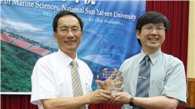 王惠鈞 國立中山大學http://www.nsysu.edu.tw/files/14-1000-14480,r2565-1.php?Lang=zh-tw