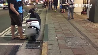 路霸Gogoro！佔公車停靠區試車