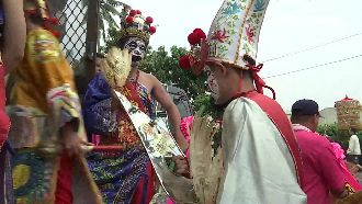 南州迎王遶境！眾家將直衝民宅抓鬼