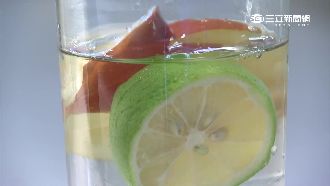 蔬果泡著喝！專家警告不是所有都適合