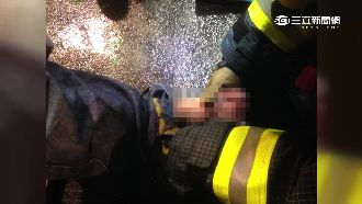 洗車機又釀意外！工讀生被捲腿險變形