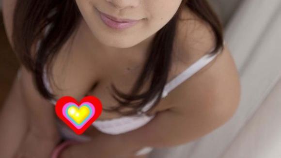 AV女優雙乳襲台　稱台灣XX很兇猛