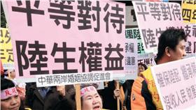 新新聞，中生納健保