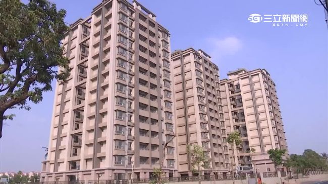 軍宅仲介超囂張？發傳單毫不遮掩