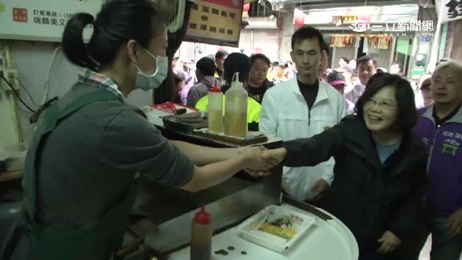 聲啞照掃街　蔡英文盼金門選票續成長