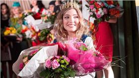 ▲俄國冠軍空姐（圖／翻攝自《每日郵報》網站）