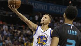 Stephen Curry,Jeremy Lamb(ap)