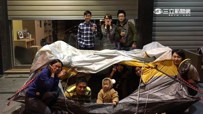 萬元面膜下殺2.5折　民眾排隊搶購