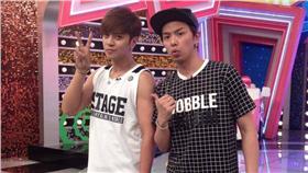 小鬼離開《娛樂百分百》 圖／翻攝自娛樂百分百臉書