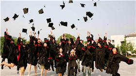 呂秋遠,大學,學生,職業,科系,工作,畢業（看點：http://www.kandian.org/zhuanti/2011/0623/1828.html）