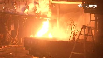 7間連棟住宅凌晨陷火海　疑遭人縱火
