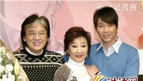 陶喆全家/百度貼吧、洪峰網