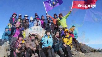 人小志氣高！資源班孩子勇登雪山