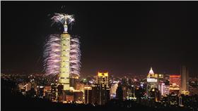 101,煙火,跨年
圖／攝影者Sinchen.Lin, Flickr CC License
https://www.flickr.com/photos/linsinchen/16157752152/