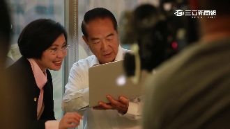 拍宋瑩配競選影片　徐欣瑩糗NG十次