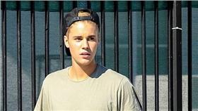 小賈斯汀、寇特妮卡達夏、蘿拉卡特/臉書