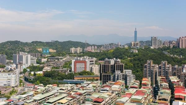 低價搶進？專家：別用預算決定人生