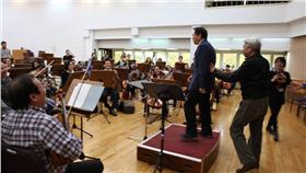 柯文哲視察北市交響樂團-圖／取自Taipei Symphony Orchestra 北市交臉書