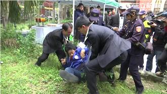 影／李登輝嫁孫女　民眾場外嗆聲鬧場